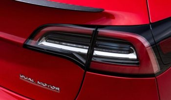 <h1>Tesla Model 3, el hermano menor del Model S con AutoPilot</h1><div class=