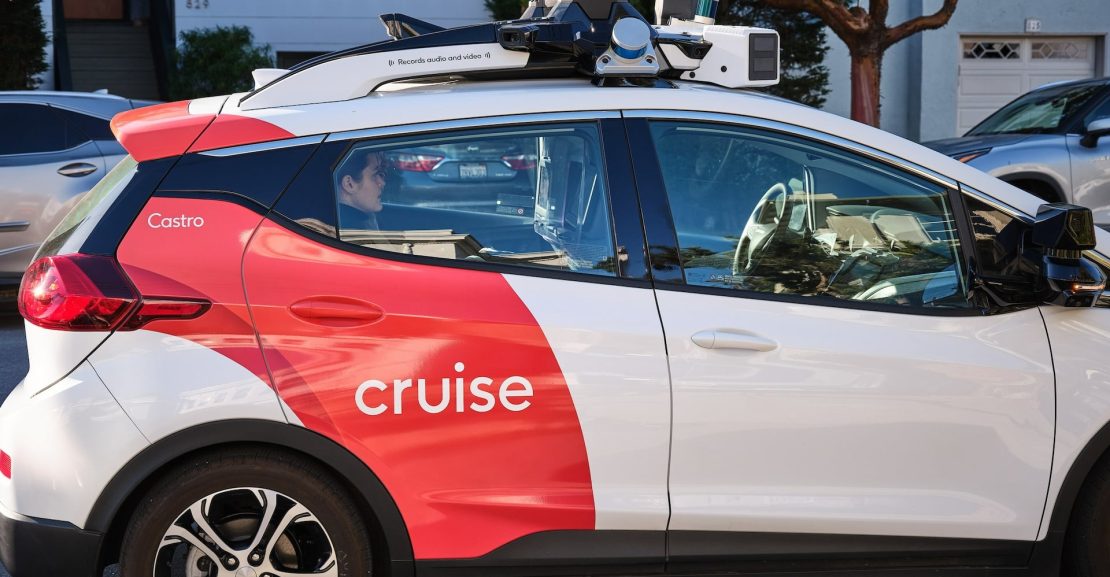 Estudio revela que los vehículos autónomos de Cruise superan en seguridad a los conductores humanos