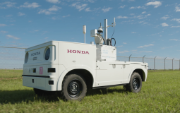 Honda presenta su Vehículo de Trabajo Autónomo eléctrico para optimizar las operaciones en aeropuertos