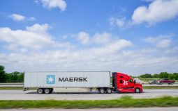 Maersk y Kodiak Robotics inauguran la primera ruta comercial de camiones autónomos entre Houston y Oklahoma City