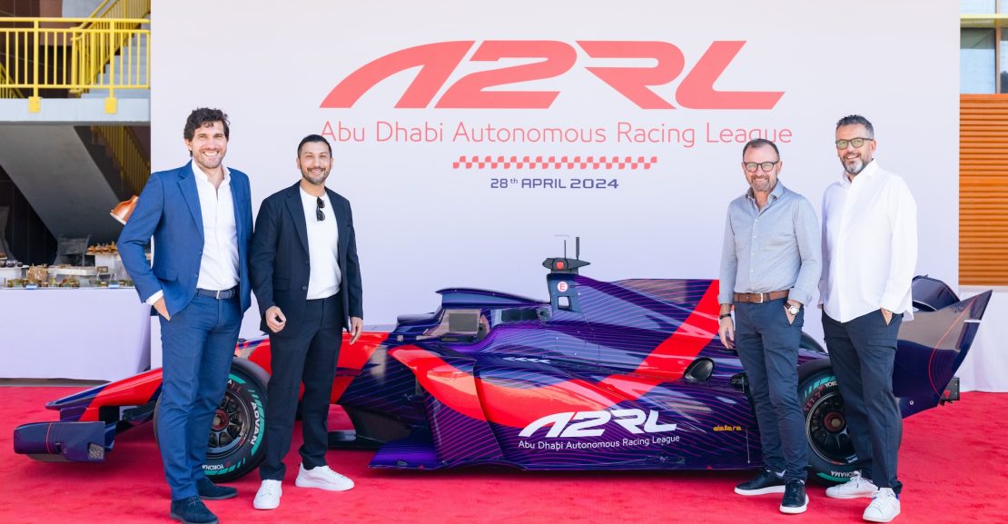 Abu Dhabi presenta un coche de carreras autónomo para la nueva Liga de Carreras Autónomas A2RL
