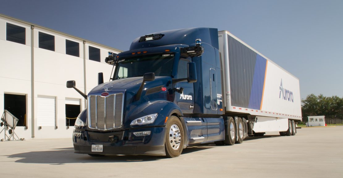 Aurora Innovation lanza innovadora vía comercial para camiones autónomos entre Dallas y Houston