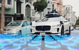 Waymo supera a los conductores humanos en seguridad vial tras recorrer 7 millones de millas sin accidentes