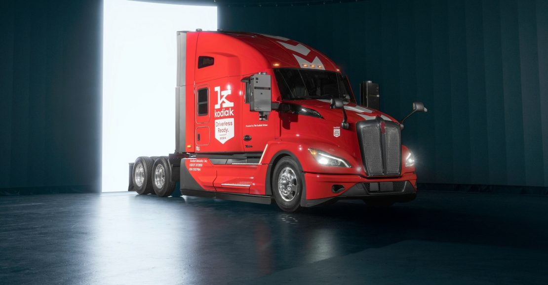 Kodiak Robotics presenta el primer camión semi-remolque autónomo a gran escala del mundo