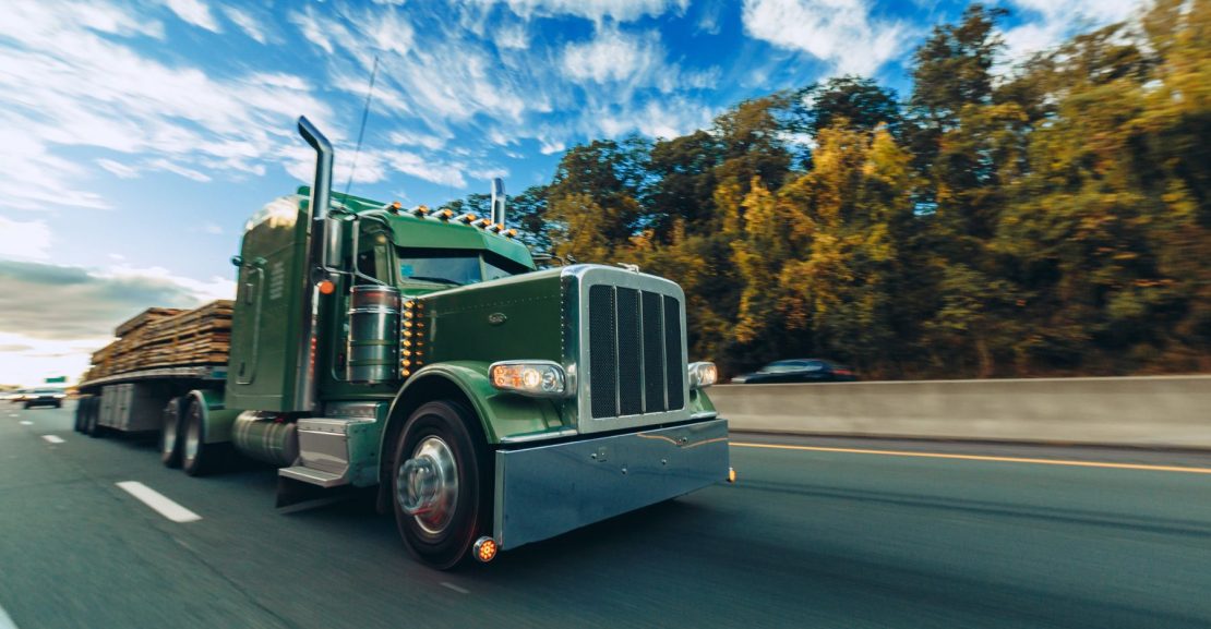 Preocupaciones sobre la seguridad de los camiones autónomos en las autopistas de Texas para 2024