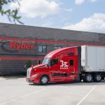 Ryder System y Kodiak Robotics inauguran centro de camiones autónomos en Houston