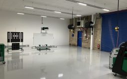 HELLA inaugura su academia de formación en tecnología automotriz para responder a la creciente demanda de técnicos especializados