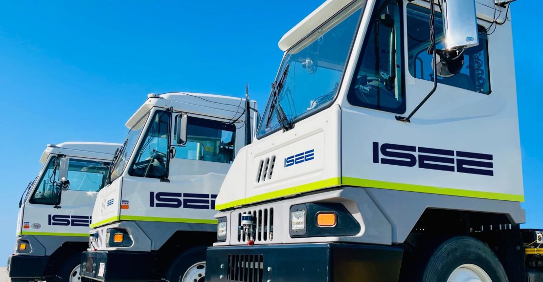 ISEE despliega la primera flota comercial de camiones autónomos en un centro de distribución en Texas