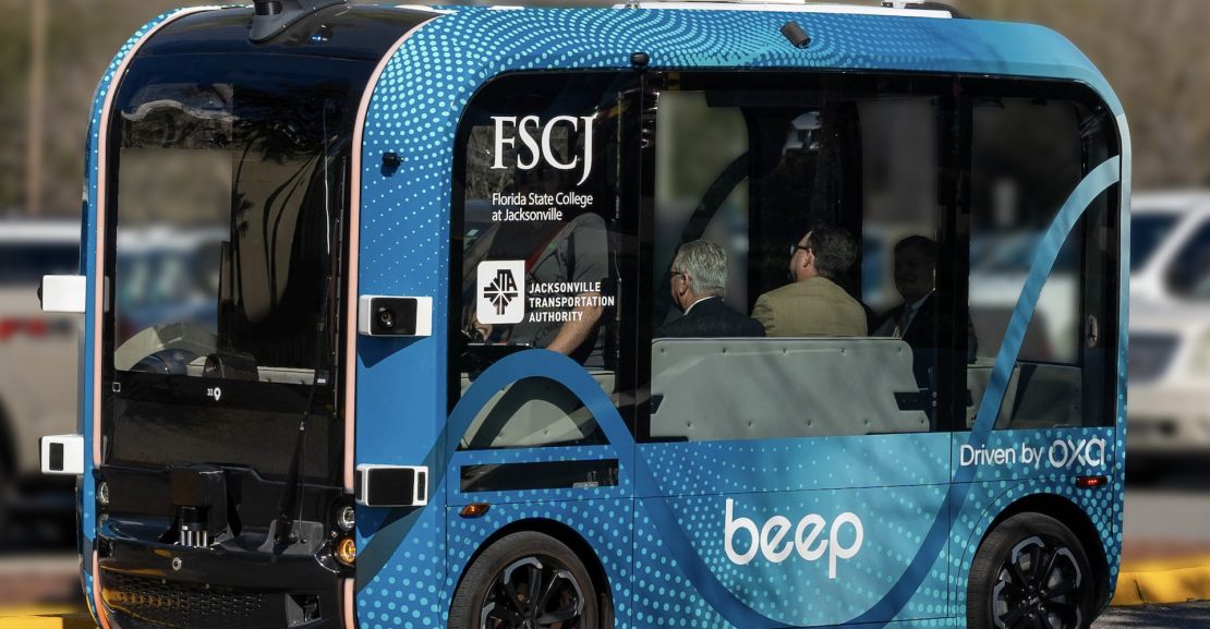 Oxa lanza su innovador software de conducción autónoma en Jacksonville, marcando un hito en el transporte urbano