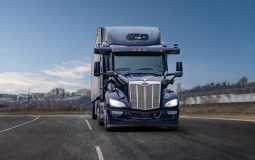Aurora Innovation presenta avances significativos en la conducción autónoma y se acerca a la implementación de camiones sin conductor