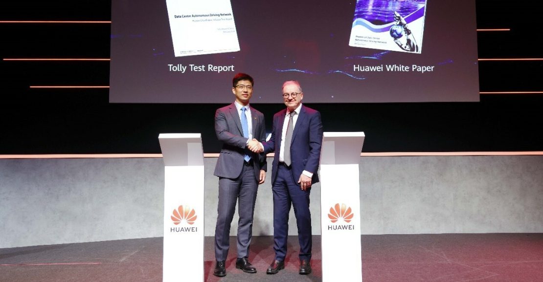 Huawei presenta solución de red de conducción autónoma de nivel 4 para centros de datos en el MWC Barcelona 2024
