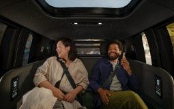 Zoox revoluciona la seguridad vial con su diseño innovador de vehículos autónomos y sistemas de seguridad avanzados