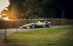 El coche autónomo más rápido del mundo, AV-24, debutará en el Festival de Velocidad de Goodwood en 2024