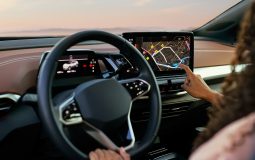 El SUV Galaxy E5 de Geely impulsado por la plataforma de computación Antora 1000 de ECARX
