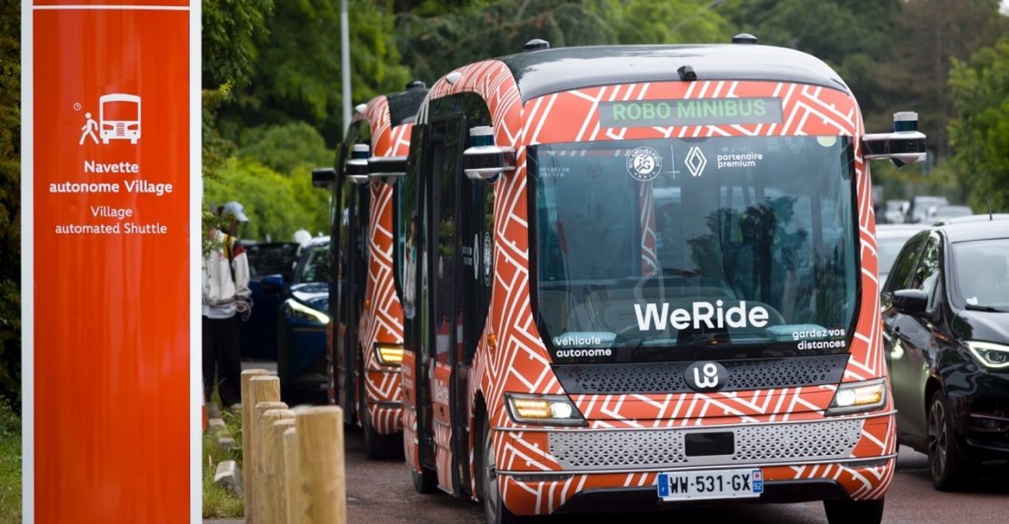 Renault y WeRide lanzan un servicio de minibús autónomo para el torneo de tenis Roland-Garros