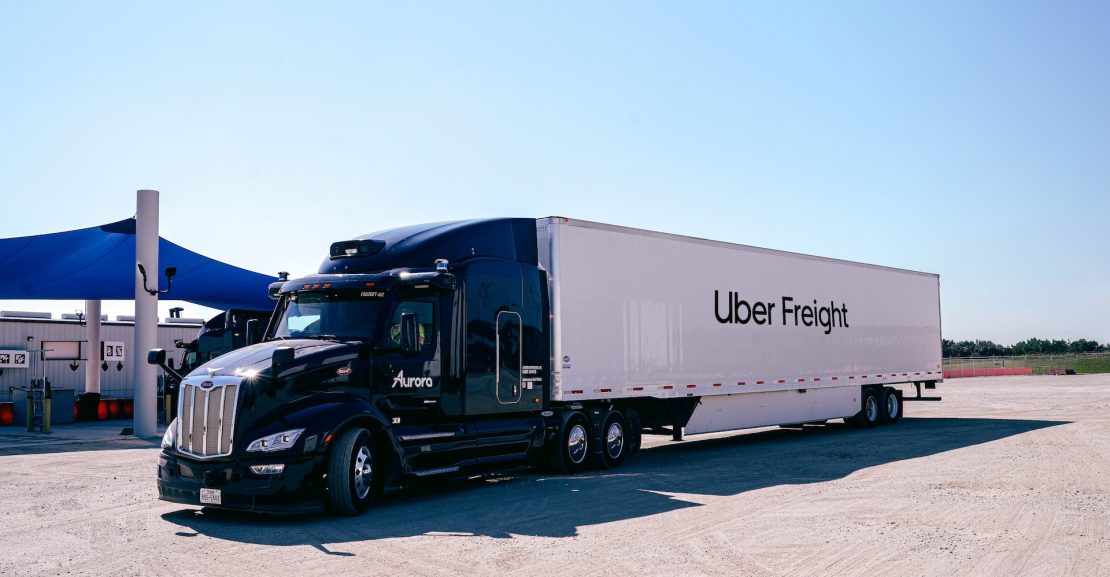 Uber Freight y Aurora Innovation lanzan Premier Autonomy para democratizar el transporte autónomo