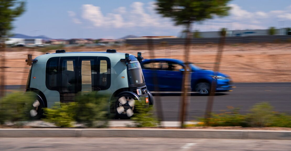 Innovaciones en Transporte Autónomo: Zoox y NVIDIA Celebran una Década de Avances en Robotaxis