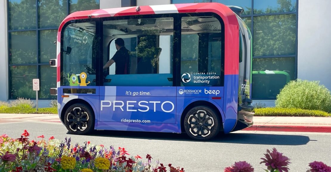 Lanzan Innovador Servicio de Transporte Autónomo para Adultos Mayores en Rossmoor