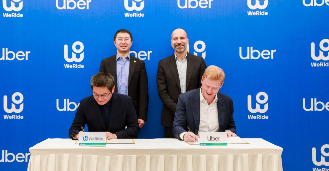 Uber y WeRide se unen para revolucionar el transporte autónomo en Emiratos Árabes Unidos