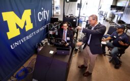 La Universidad de Michigan lanza acceso remoto a Mcity para impulsar el desarrollo de vehículos autónomos