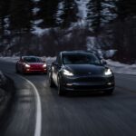 NHTSA investiga el sistema de Conducción Autónoma Completa de Tesla tras accidentes en condiciones de baja visibilidad