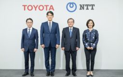 Toyota y NTT colaboran para desarrollar una plataforma de movilidad basada en IA y reducir accidentes de tráfico