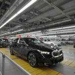 "BMW impulsa la automatización con tecnología de conducción autónoma en sus plantas de producción"
