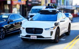 "Estudio revela creciente confianza en coches autónomos en el Reino Unido, con diferencias por género, edad y región"