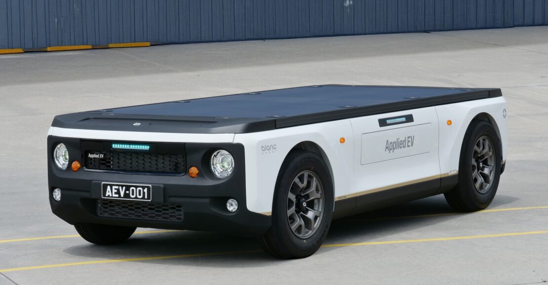 "Blanc Robot™: el vehículo autónomo de Applied EV y Suzuki para revolucionar la logística"