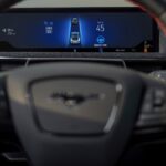 "NHTSA investiga fallos en el sistema BlueCruise de Ford tras colisiones fatales con Mustang Mach-E"