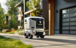"Oshkosh revoluciona la recolección de residuos con HARR-E, su robot autónomo eléctrico impulsado por IA"