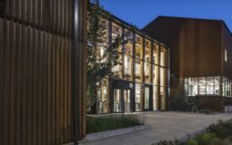Jaguar Land Rover invertirá 180 millones de dólares en su centro tecnológico de Portland para impulsar el desarrollo de software