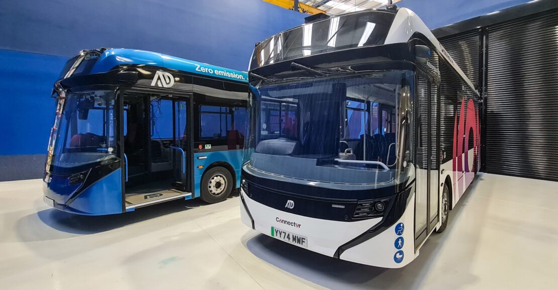 Primer autobús eléctrico autónomo de tamaño completo inicia pruebas en Cambridge