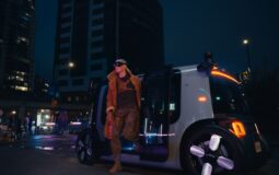 Zoox presenta su primer comercial y muestra el futuro de la movilidad autónoma
